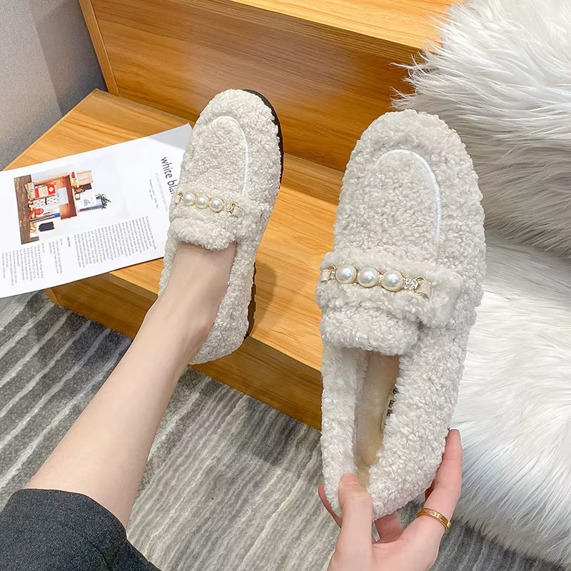 Isaline™ Slippers