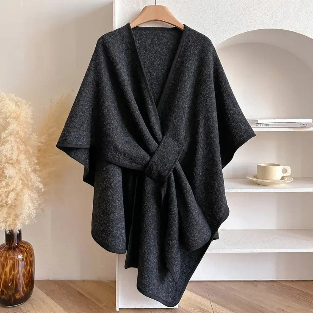 Lunara™ – Elegante Poncho