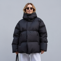 Elyra™ – Dikke Gewatteerde Winterjas met Capuchon