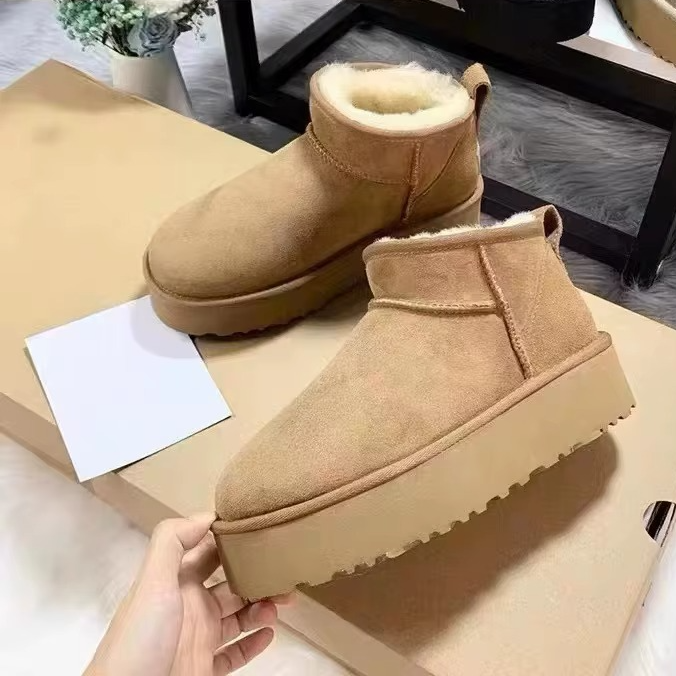 Nordivia Cosy Platform Boots Luxe suèdine