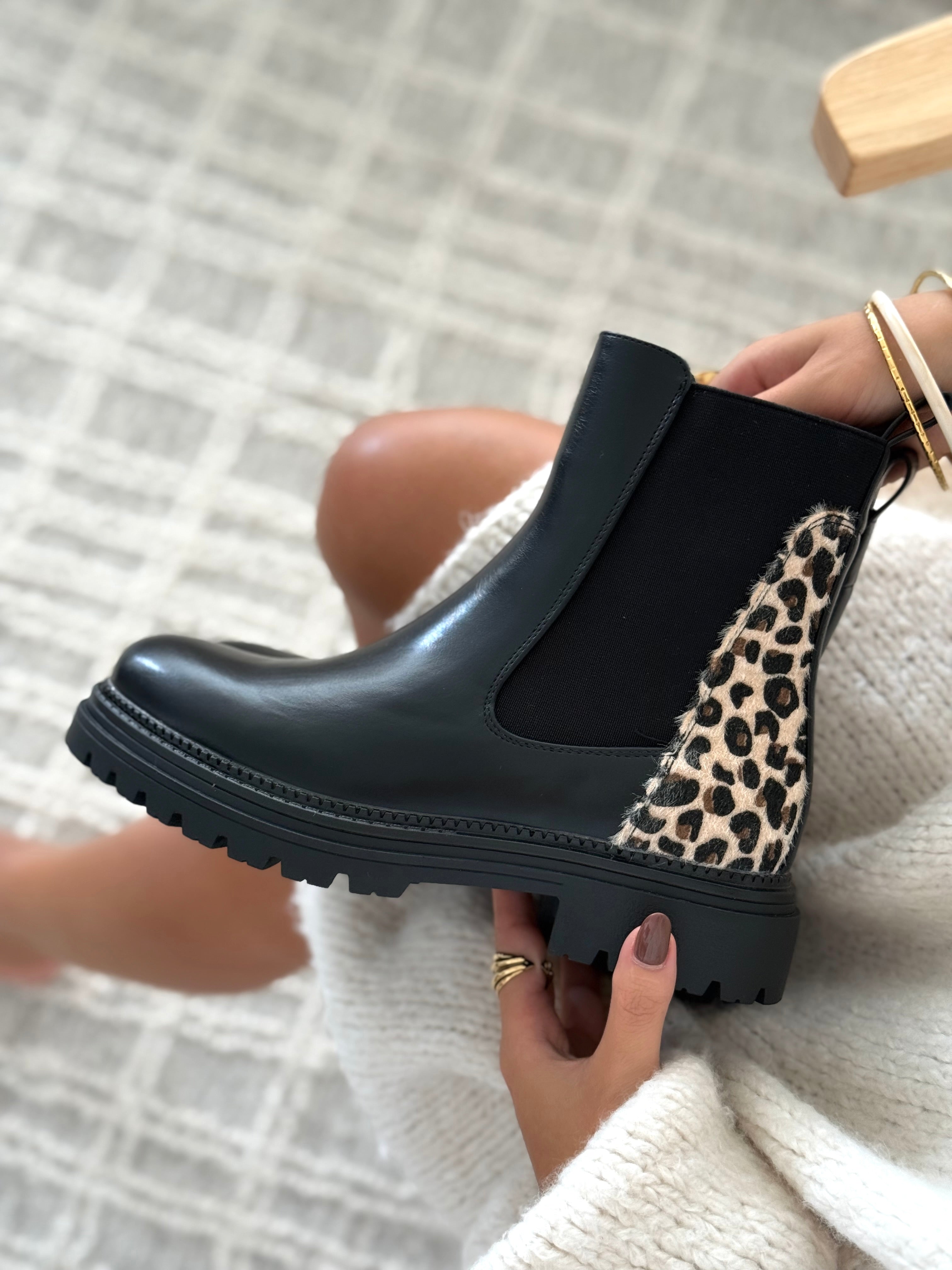 Noiré | Chelsea Laarzen met Luipaard Accent