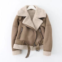 Aurélia™ – Suède-look Sherpa Jas met Riem